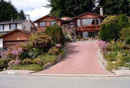Mountain Bed & Breakfast North Vancouver Exterior photo